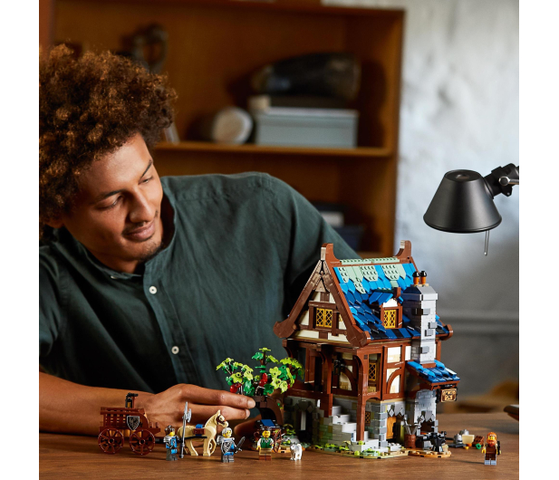 LEGO IDEAS 21325 Średniowieczna kuźnia - 1015288 - zdjęcie 7